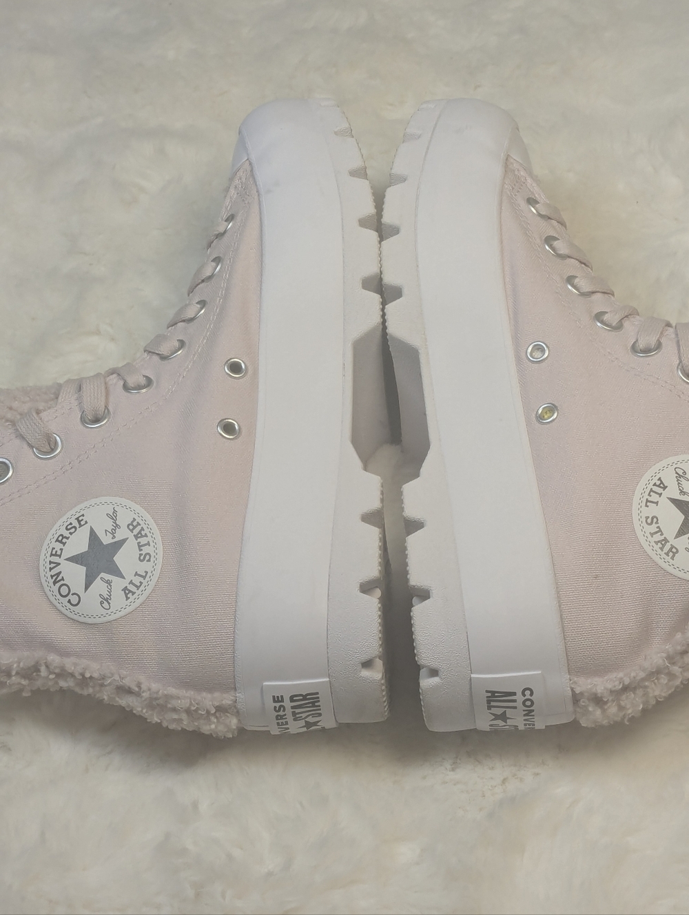 Converse Chuck Taylor All Star Lift Lug Sherpa High Top Pink Women’s 8.5 - Picture 9 of 11